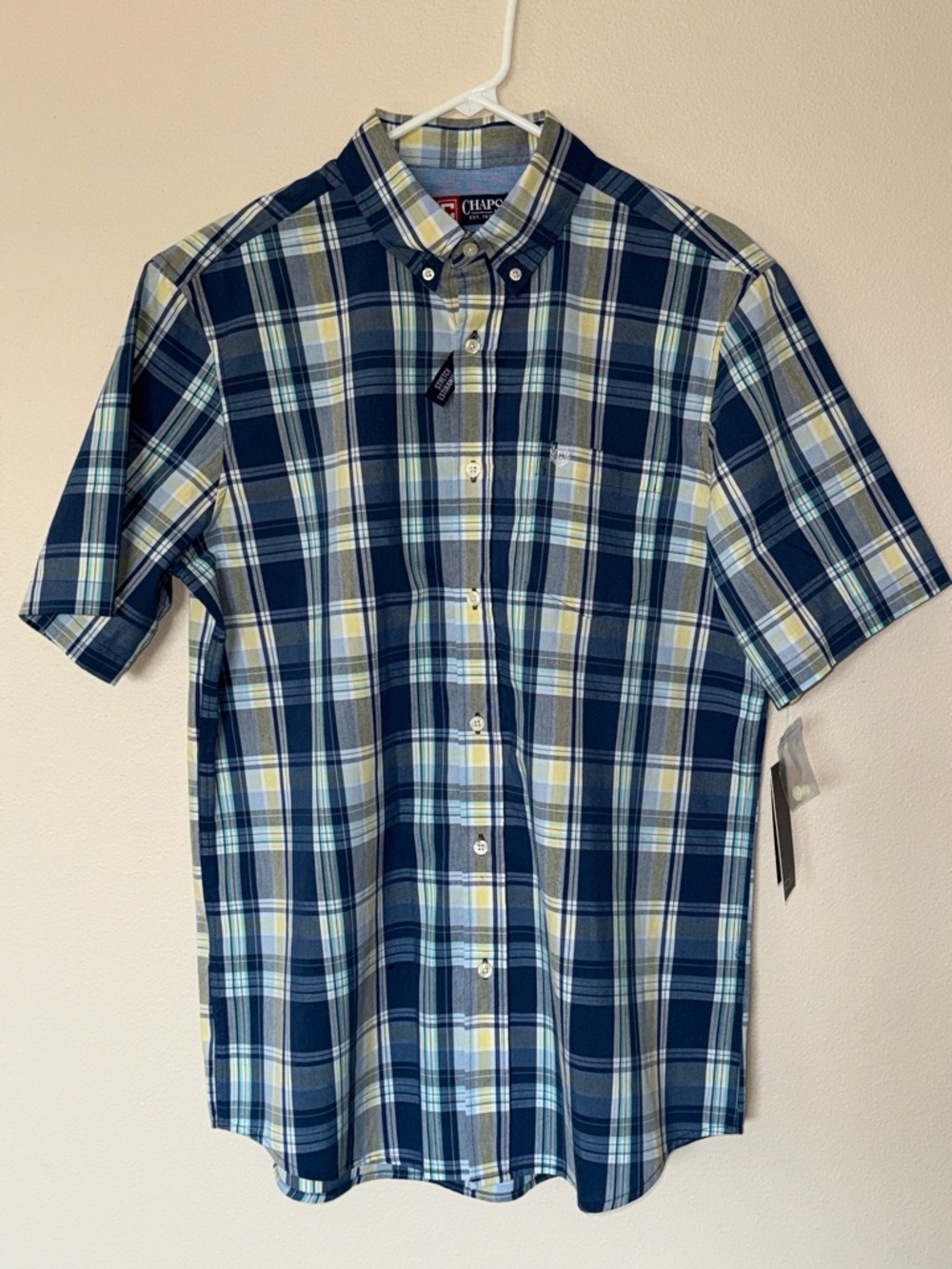 Chaps Easy Care Men’s “Navy Peony” Plaid Short-Sleeve Button-Down Shirt, Medium